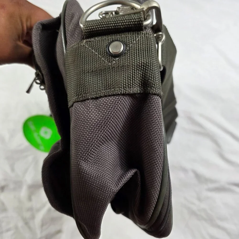 Samsonite Metropolis Expandable Shoulder Bag Adjustable Strap Multipurpose